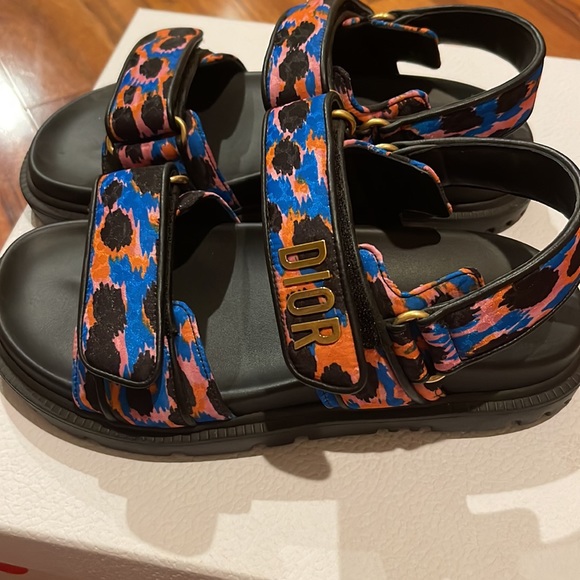 Dioract Sandals - Picture 5 of 13